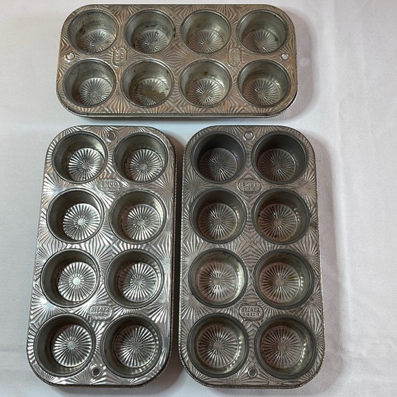 Set of 3 Vintage Ekco Mini Muffin Pans w/ Pattern - Picture 2 of 9